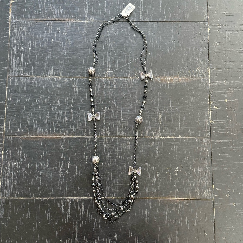 Long Necklace with Bows